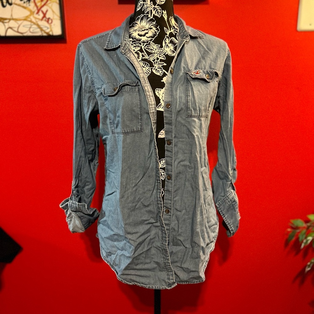 Hollister Denim button up - Size M